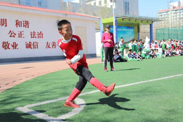 2026年金球奖前景分析：凯恩或迎来突破，姆巴佩与梅西面临考验